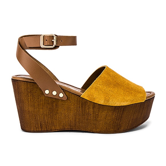 Seychelles Shoes - Seychelles forward wedge mustard sandals Sz 7